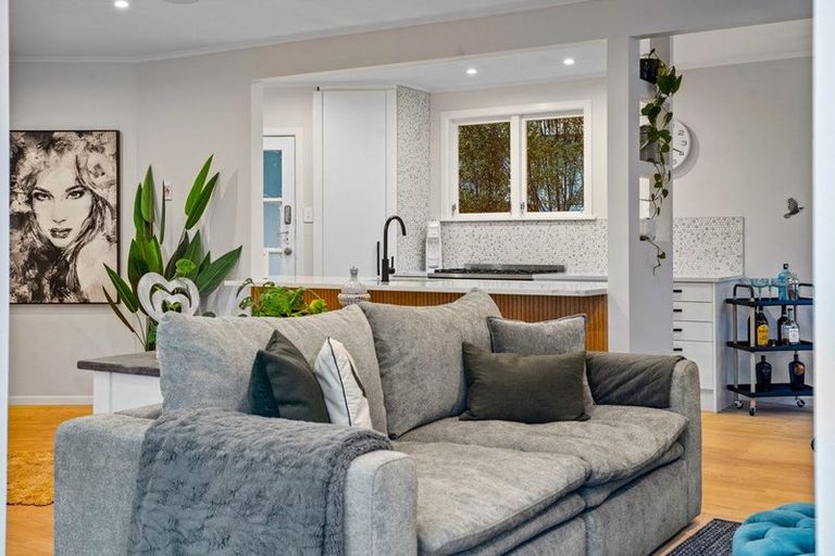 Photo of property in 60 Melba Street, Beach Haven, Auckland, 0626