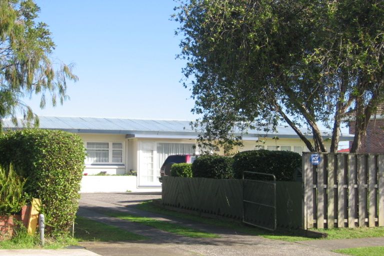 Photo of property in 18 Trimmer Terrace, Papatoetoe, Auckland, 2025