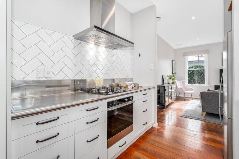 Photo of property in 37 Tarikaka Street, Ngaio, Wellington, 6035