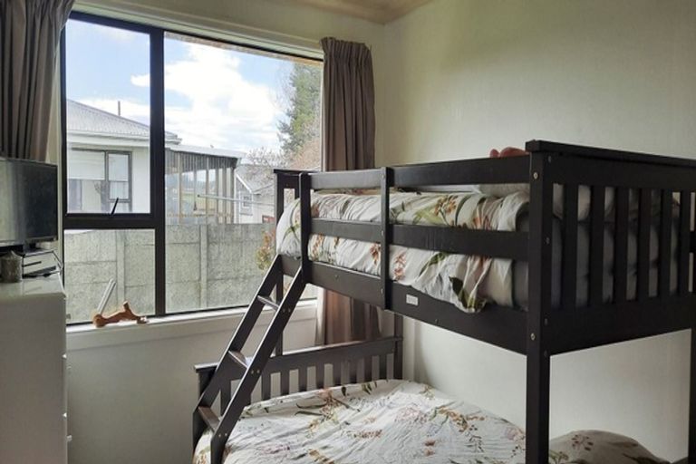 Photo of property in 8 Mcconnell Street, Mataura, 9712