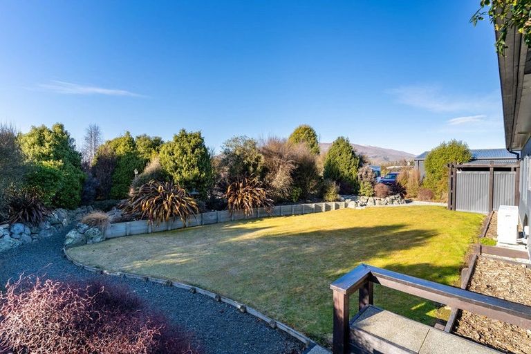 Photo of property in 16 Matukituki Crescent, Twizel, 7901