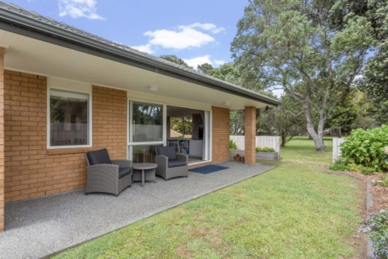 Photo of property in 6a Elizabeth Street, Orewa, 0931