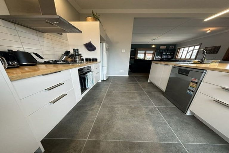 Photo of property in 53 Price Street, Grasmere, Invercargill, 9810