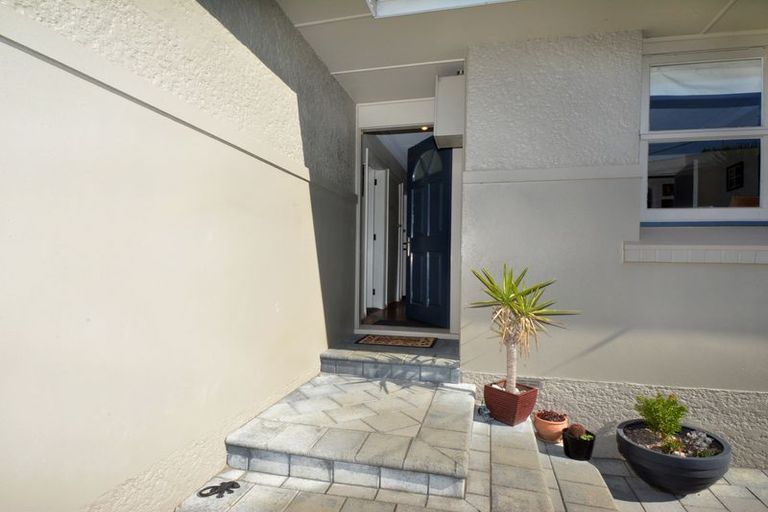 Photo of property in 64 Stephen Street, Halfway Bush, Dunedin, 9010