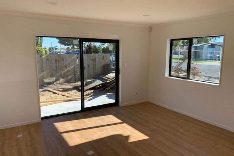 Photo of property in 1/35 Heath Street, Saint Andrews, Hamilton, 3200