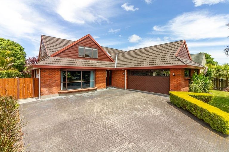 Photo of property in 6 Hanmer Place, Highbury, Palmerston North, 4412