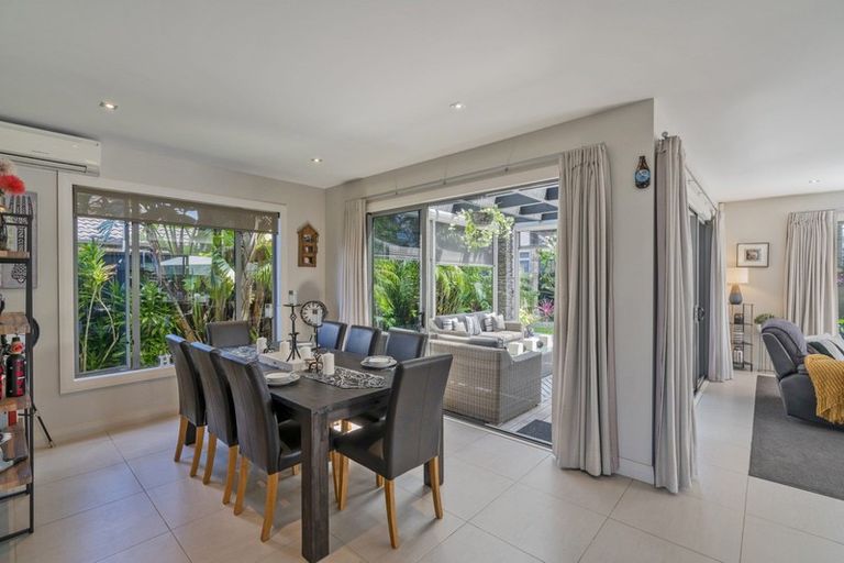 Photo of property in 4 Little George Place, Whitianga, 3510