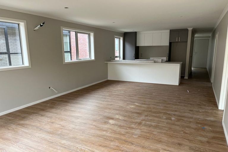 Photo of property in 21 Waruhia Crescent, Rototuna North, 3281