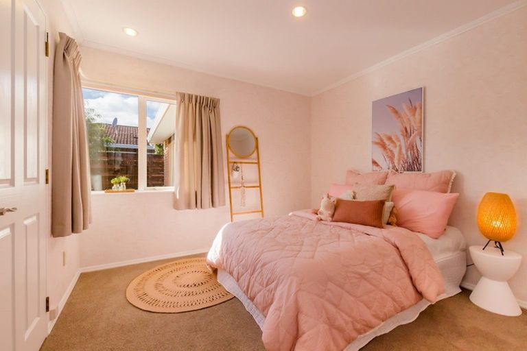 Photo of property in 24 Cedar Drive, Paraparaumu Beach, Paraparaumu, 5032