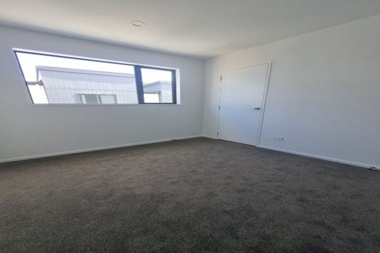 Photo of property in 44 Raupeti Lane, Henderson, Auckland, 0612