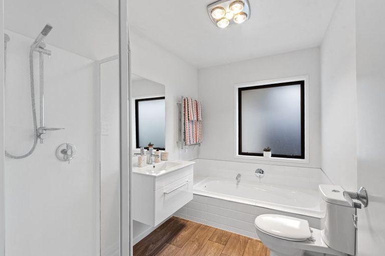 Photo of property in 297 Halswell Junction Road, Halswell, Christchurch, 8025