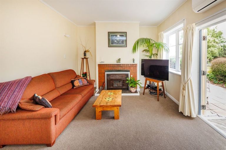 Photo of property in 55 Savage Crescent, West End, Palmerston North, 4412