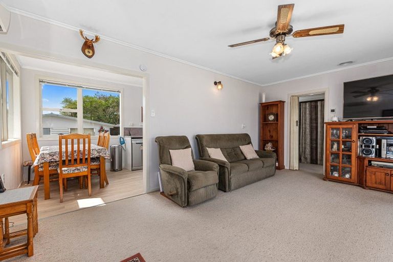 Photo of property in 14 Erin Street, Tikipunga, Whangarei, 0112
