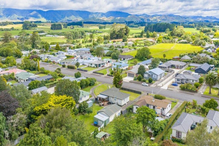 Photo of property in 39 Hospital Street, Dannevirke, 4930