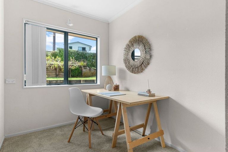 Photo of property in 4 Sunset Parade, Parua Bay, Whangarei, 0174