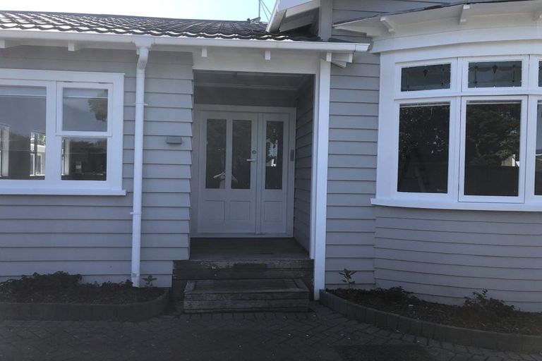 Photo of property in 57 Green Lane East, Remuera, Auckland, 1050