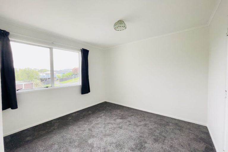 Photo of property in 90 Oriel Avenue, Tawa, Wellington, 5028