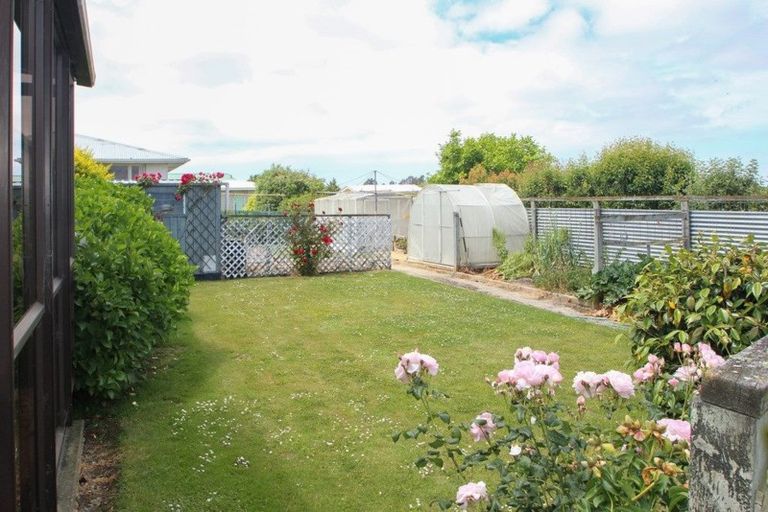 Photo of property in 28 Charles Street, Weston, Oamaru, 9401