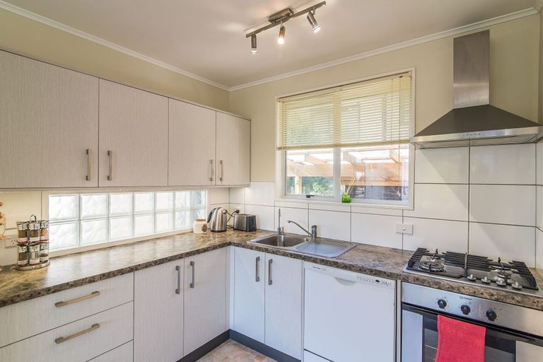 Photo of property in 8 Mamaku Street, Paraparaumu, 5032