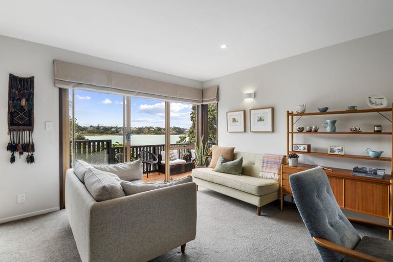 Photo of property in 2/63a Norwood Road, Bayswater, Auckland, 0622