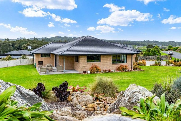 Photo of property in 27 Heartstone Place, Te Kamo, Kamo, 0185