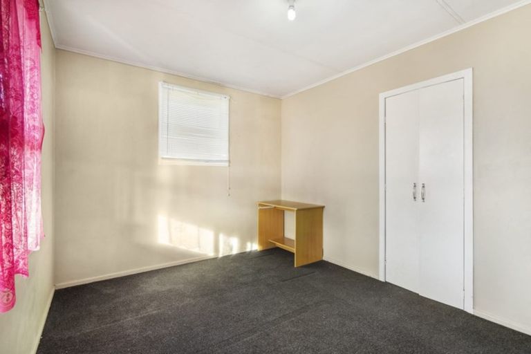 Photo of property in 16a Nogat Avenue, Papatoetoe, Auckland, 2024