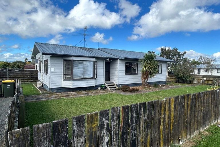 Photo of property in 82a Shifnal Drive, Randwick Park, Auckland, 2105