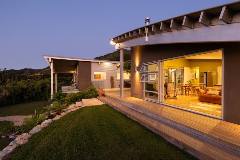 Photo of property in 1160a Abel Tasman Drive, Ligar Bay, Takaka, 7183