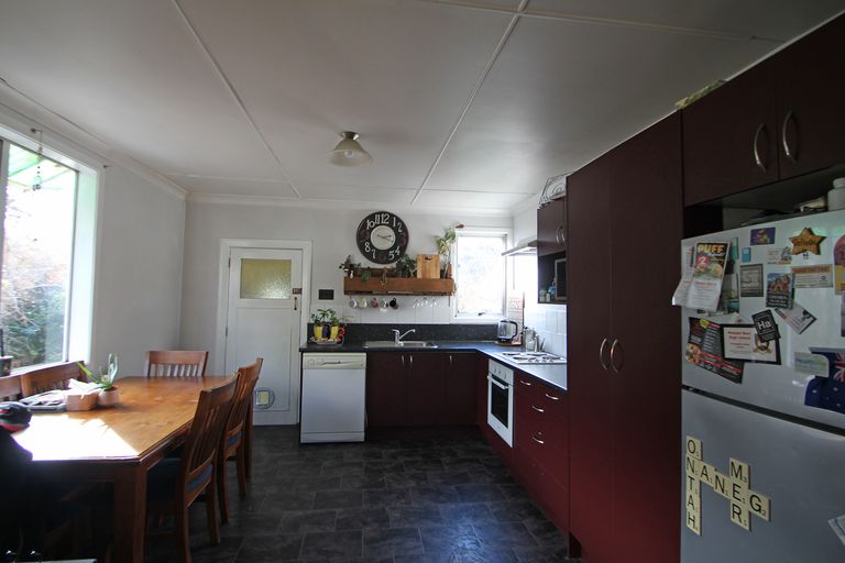 Photo of property in 2 Ord Street, Herbert, Oamaru, 9495