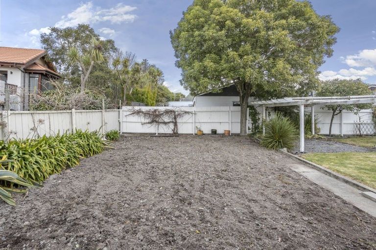 Photo of property in 8 Doggett Place, Rangiora, 7400