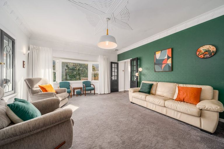 Photo of property in 28 Handyside Street, Tawa, Wellington, 5028