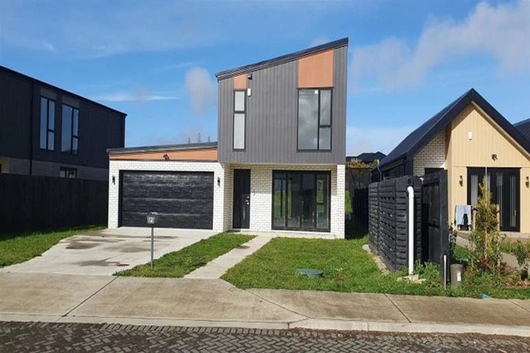 Photo of property in 12 Waikaha Street, Pokeno, 2472