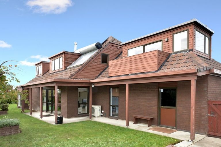 Photo of property in 2 Mornington Road, Balaclava, Dunedin, 9011