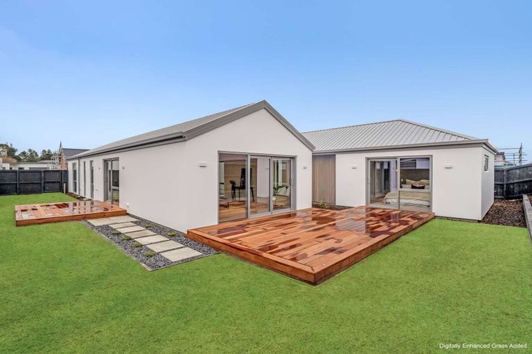 Photo of property in 11 Twin Meadows Drive, Casebrook, Christchurch, 8051