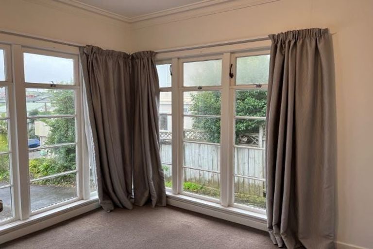 Photo of property in 8 Lewis Street, Blockhouse Bay, Auckland, 0600