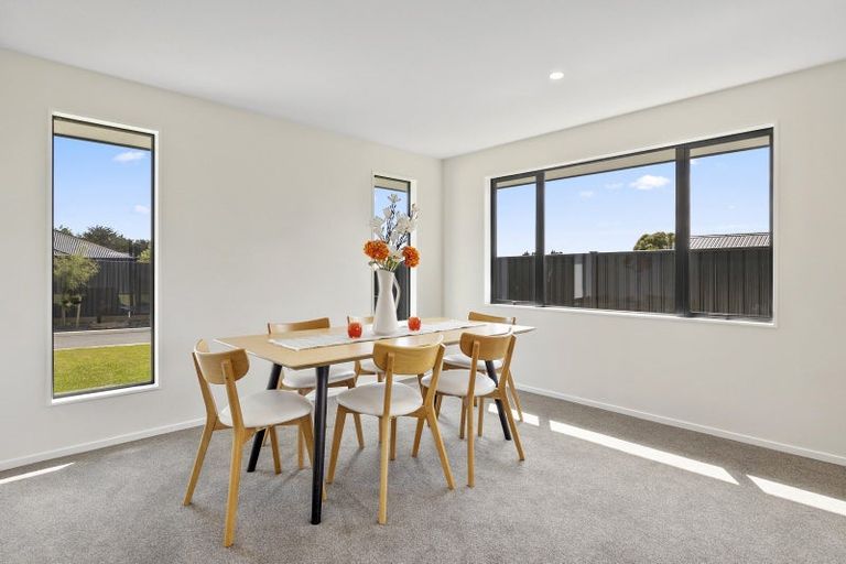 Photo of property in 8 Magnolia Lane, Mosgiel, 9024