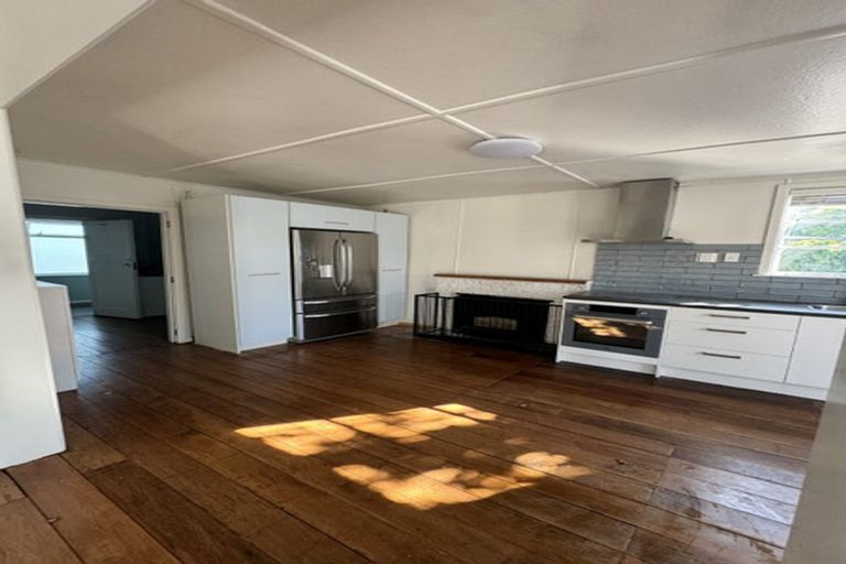 Photo of property in 705a Collinge Road, Mayfair, Hastings, 4122