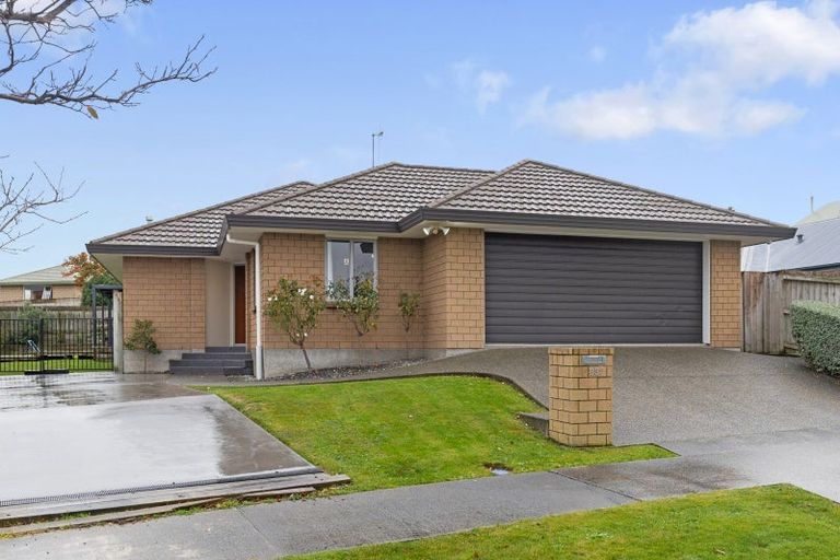 Photo of property in 33 Masefield Terrace, Kelvin Grove, Palmerston North, 4414
