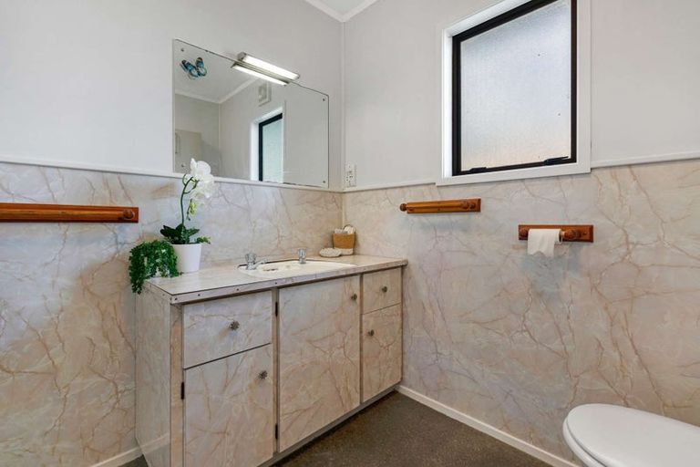 Photo of property in 12 Savage Road, Waihi, 3610