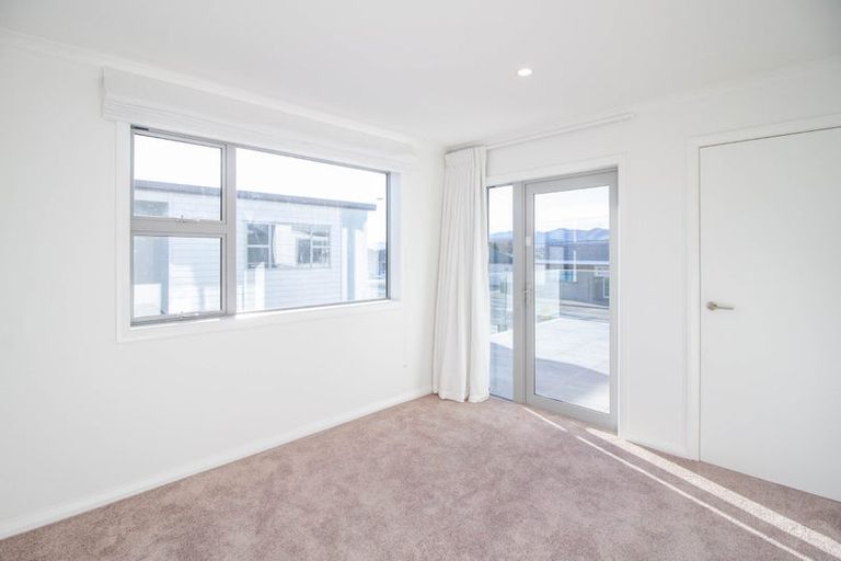 Photo of property in 3 Lucern Lane, Petone, Lower Hutt, 5012