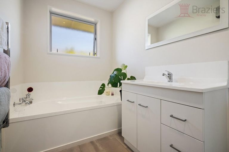 Photo of property in 4/434 Barbadoes Street, Edgeware, Christchurch, 8013