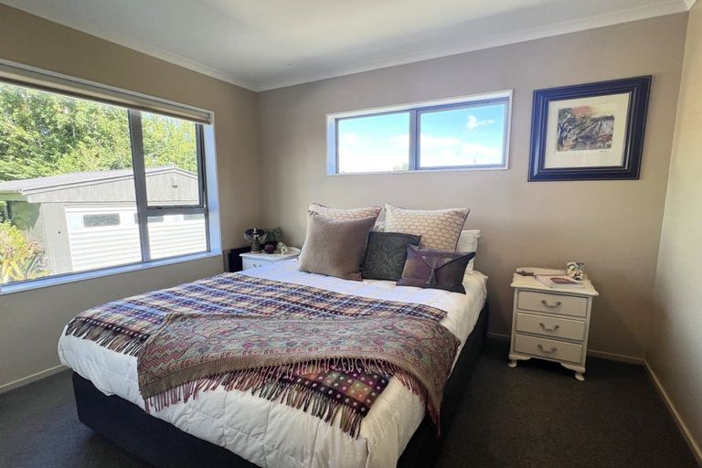 Photo of property in 32 Dacia Street, Lumsden, 9730