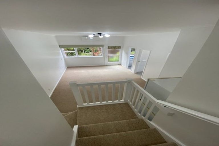 Photo of property in 28 Delhi Crescent, Khandallah, Wellington, 6035