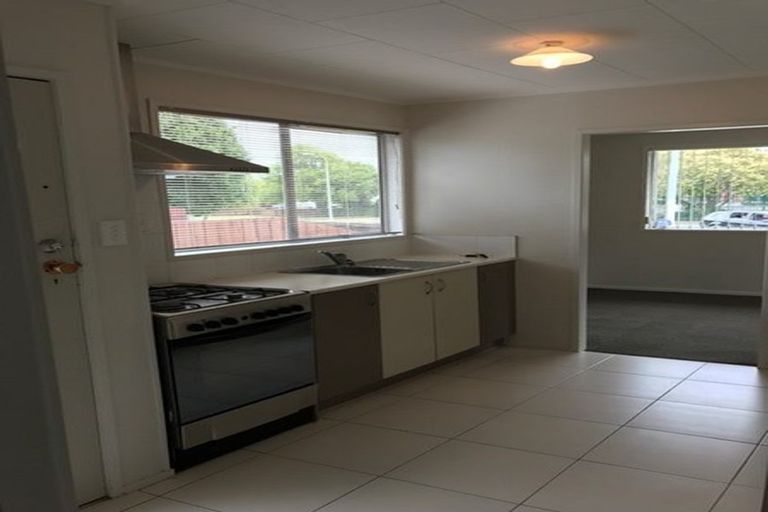Photo of property in 74 John Walker Drive, Manurewa, Auckland, 2102