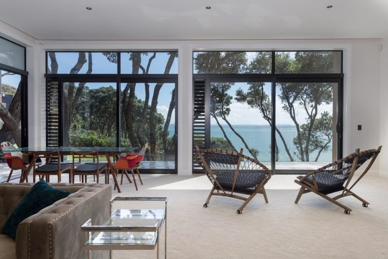 Photo of property in 218a Lake Road, Hauraki, Auckland, 0622