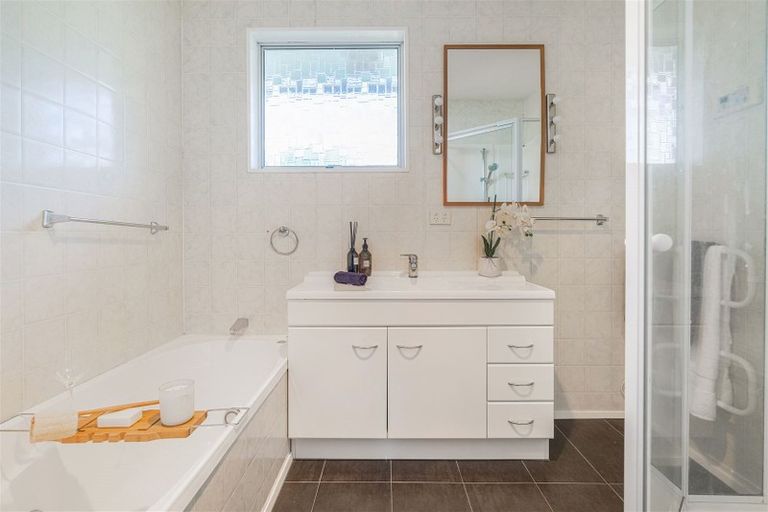 Photo of property in 176 Halswell Junction Road, Halswell, Christchurch, 8025