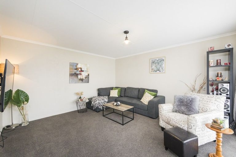 Photo of property in 7 Purdie Place, Milson, Palmerston North, 4414