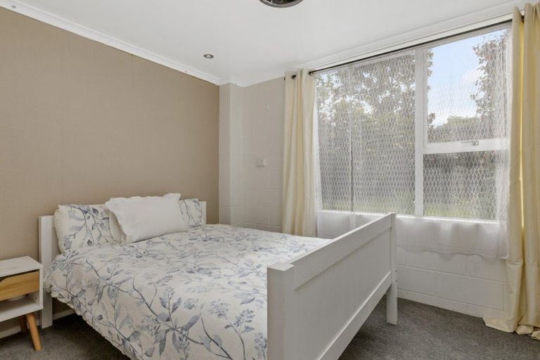 Photo of property in 2/86 Hinemoa Avenue, Taupo, 3330