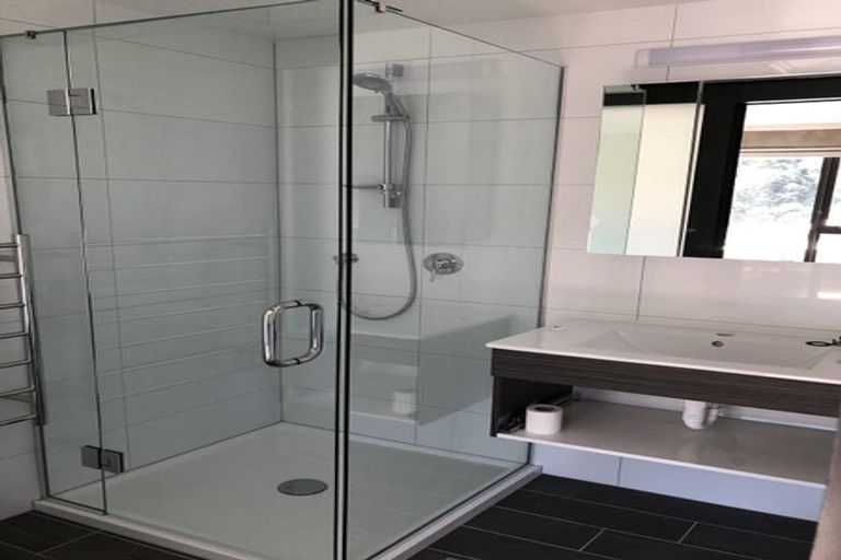 Photo of property in Frame Apartments, 1003/111 Molesworth Street, Thorndon, Wellington, 6011