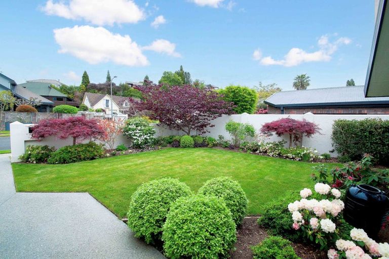 Photo of property in 12 Sycamore Place, Pukete, Hamilton, 3200